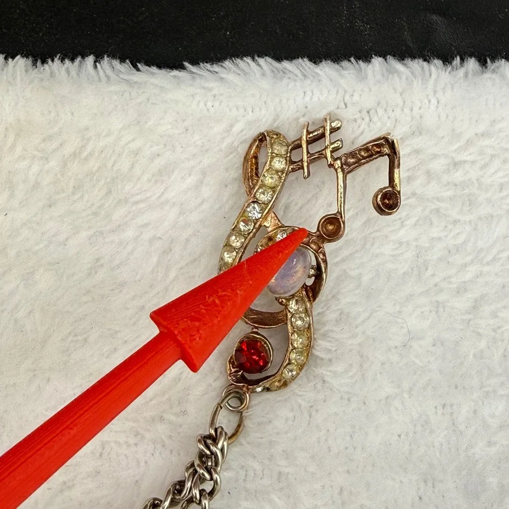Vintage Chatelaine Brooch Mandle? Musician Gold Tone Rhinestone Music Note